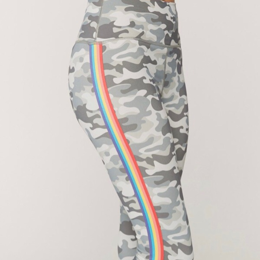 NWOT spiritual gangster camo leggings